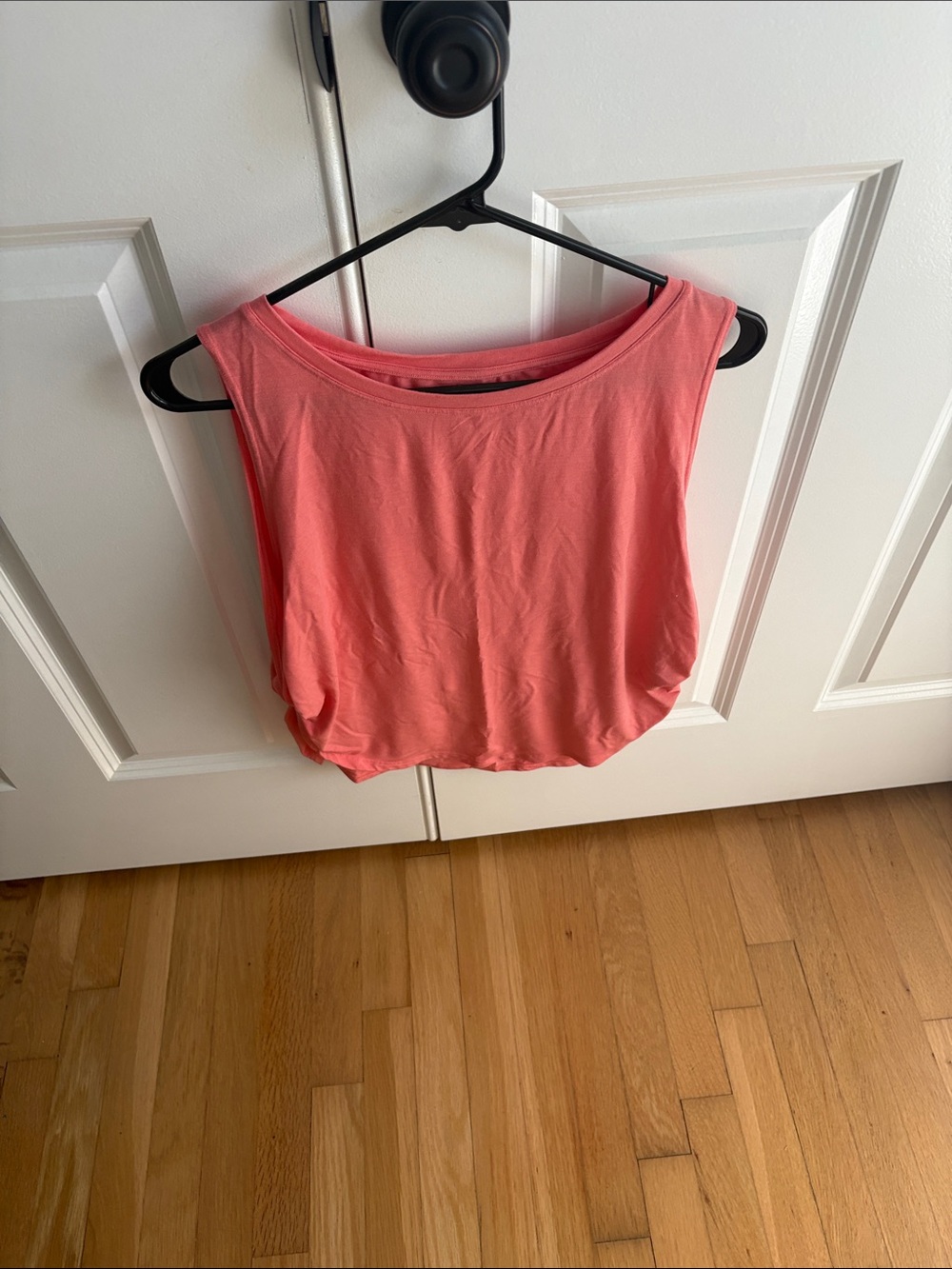 Athleta pink yoga tank with side rouching